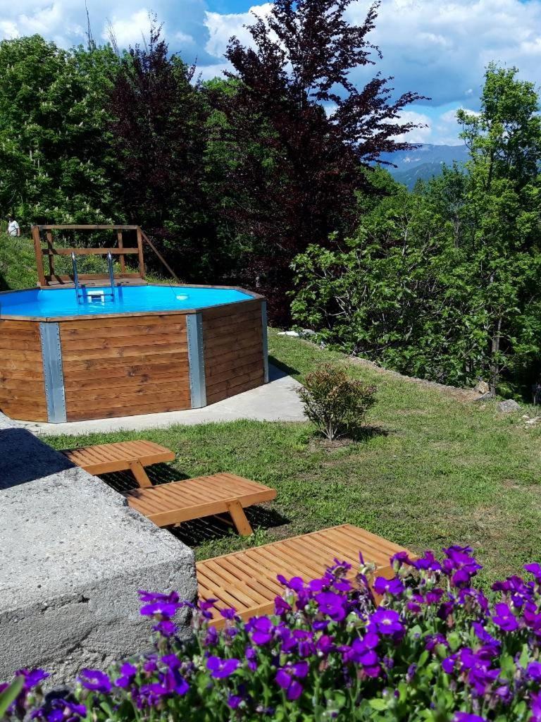 Coquette Maison A La Campagne Apremont (Savoie)